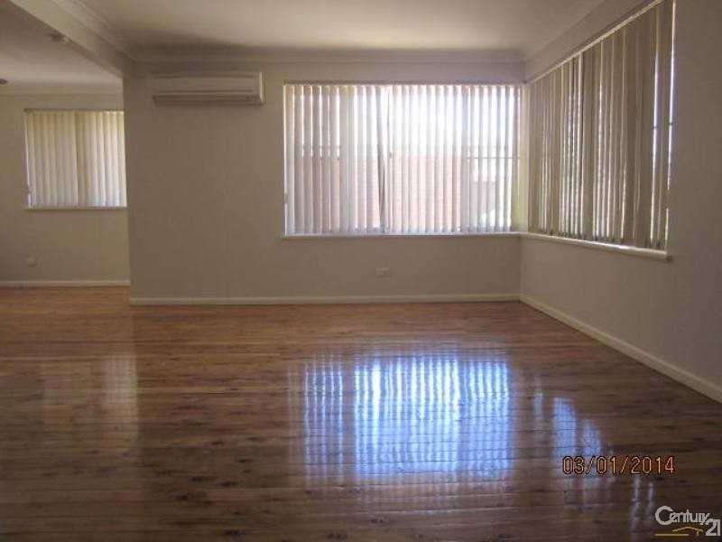 32 Lawson Crescent, Orange NSW 2800