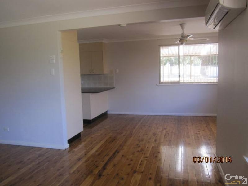 32 Lawson Crescent, Orange NSW 2800