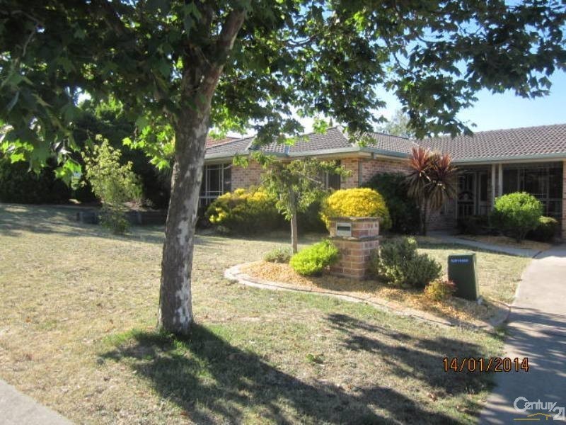 15 Agland Crescent, Orange NSW 2800