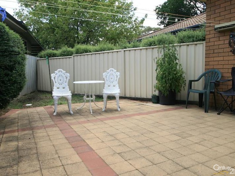1/96  AUTUMN STREET, Orange NSW 2800