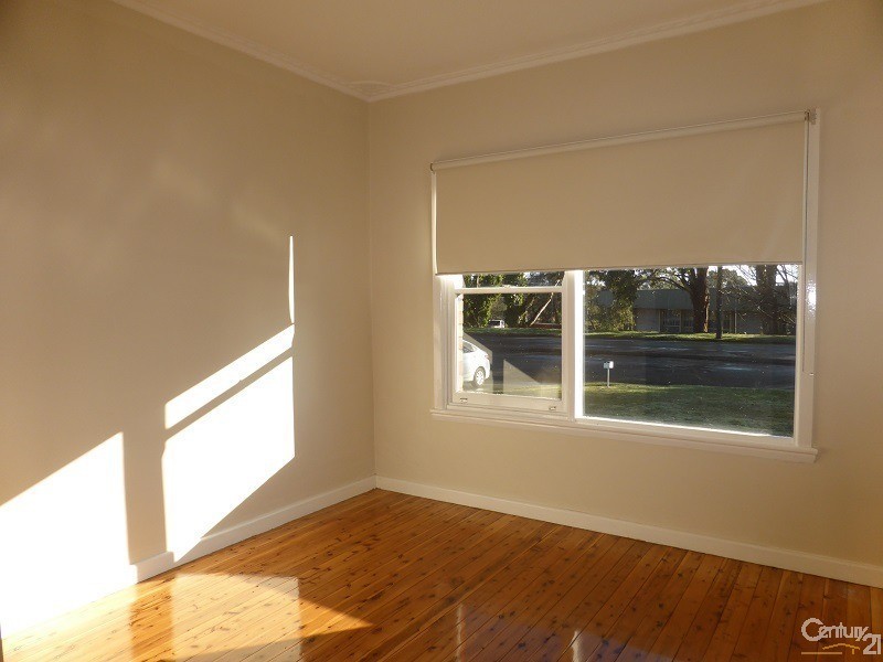 25 Racecourse Road, Orange NSW 2800