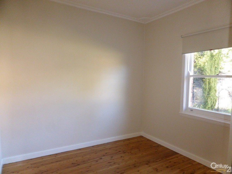 25 Racecourse Road, Orange NSW 2800