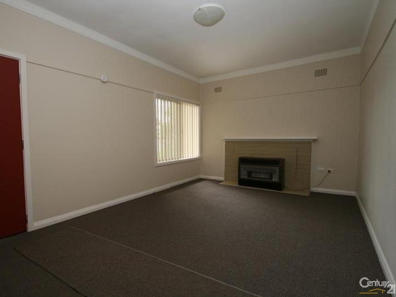37 Tobruk Crescent, Orange NSW 2800