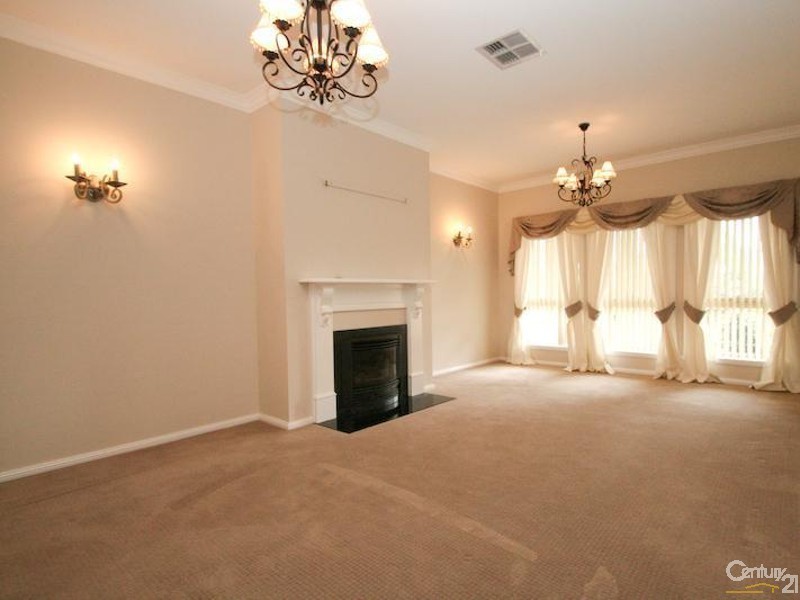 3 Jade, Orange NSW 2800