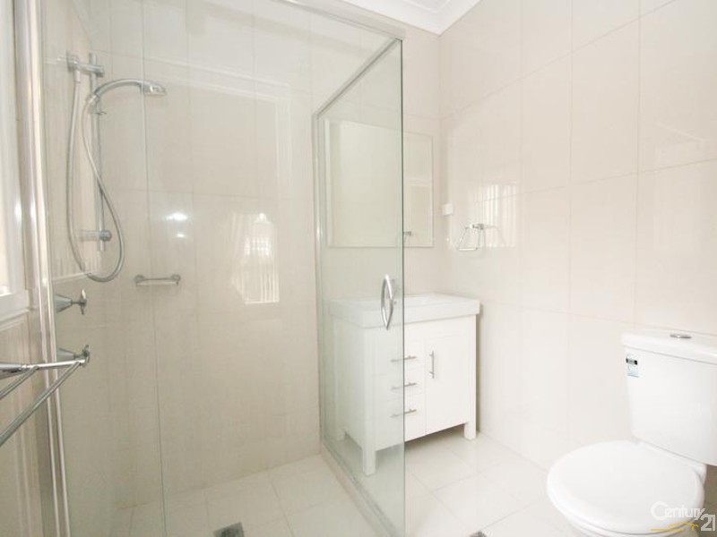 3 Jade, Orange NSW 2800