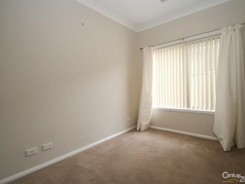 3 Jade, Orange NSW 2800