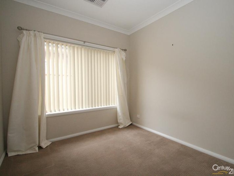 3 Jade, Orange NSW 2800