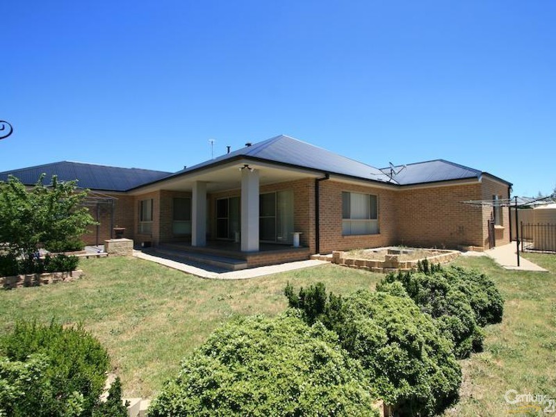 3 Jade, Orange NSW 2800