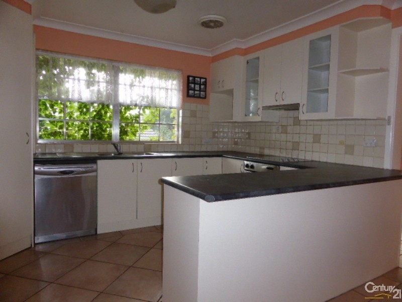 6 Maple Avenue, Orange NSW 2800