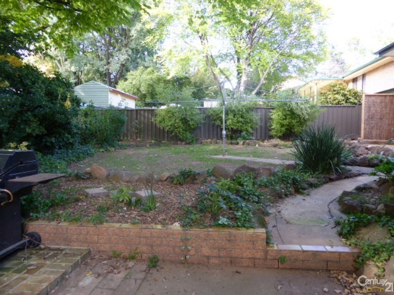 6 Maple Avenue, Orange NSW 2800