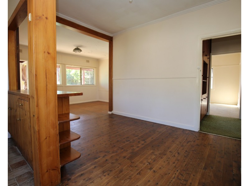 21 Maxwell Avenue, Orange NSW 2800