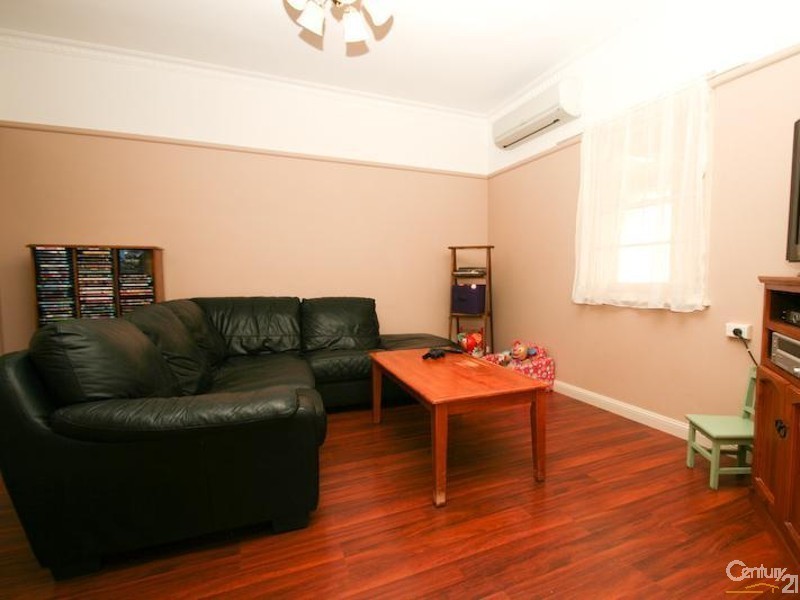 71 Glenroi Ave, Orange NSW 2800