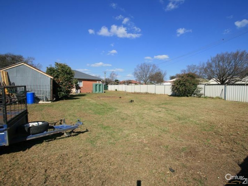 71 Glenroi Ave, Orange NSW 2800