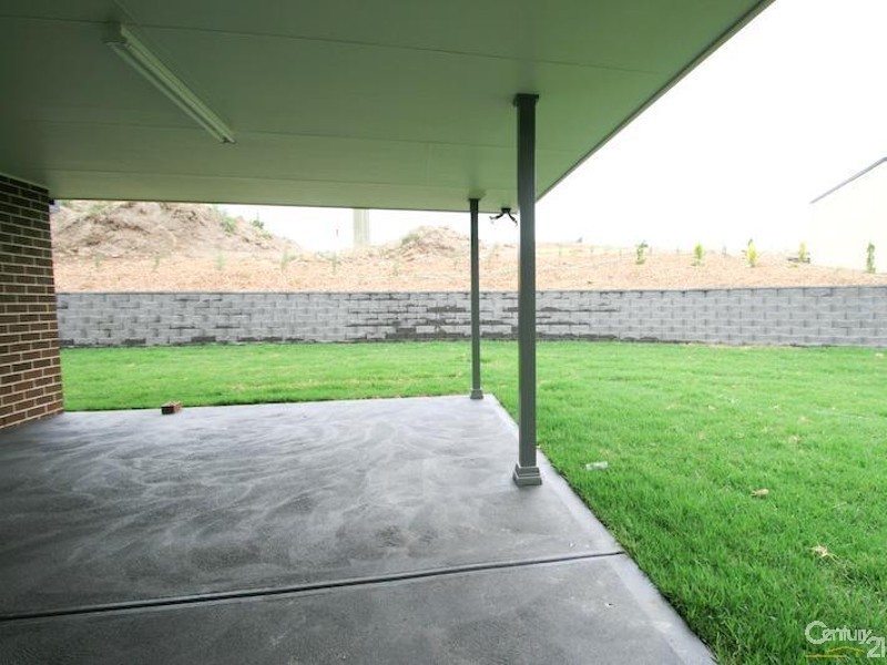 69 Botanic Way, Orange NSW 2800