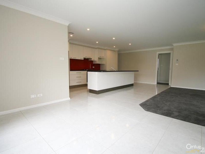 69 Botanic Way, Orange NSW 2800