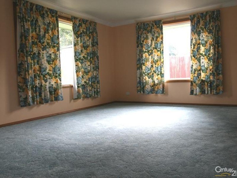 9  Grevillea Street, Orange NSW 2800