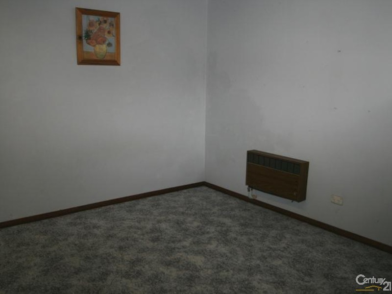 9  Grevillea Street, Orange NSW 2800