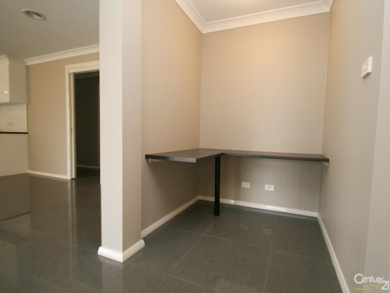 25 Molloy Drive, Orange NSW 2800