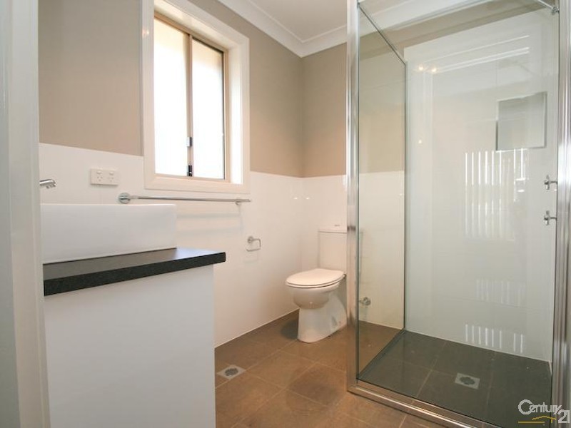 25 Molloy Drive, Orange NSW 2800