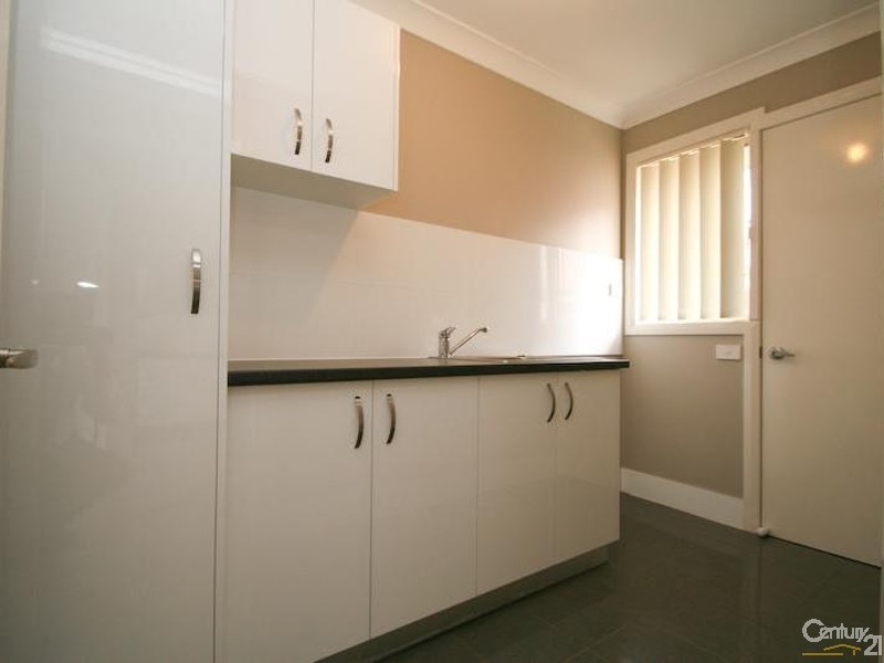 25 Molloy Drive, Orange NSW 2800