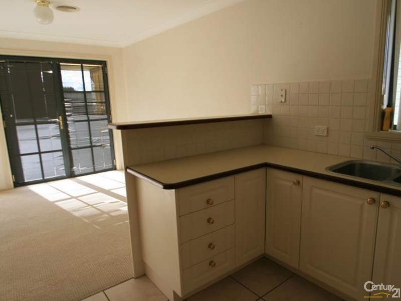 1  Kendor Place, Orange NSW 2800