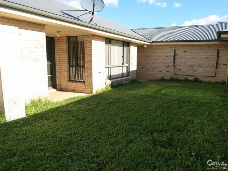 1  Kendor Place, Orange NSW 2800