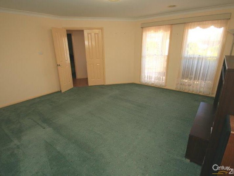 37 AMANA CIRCUIT, Orange NSW 2800