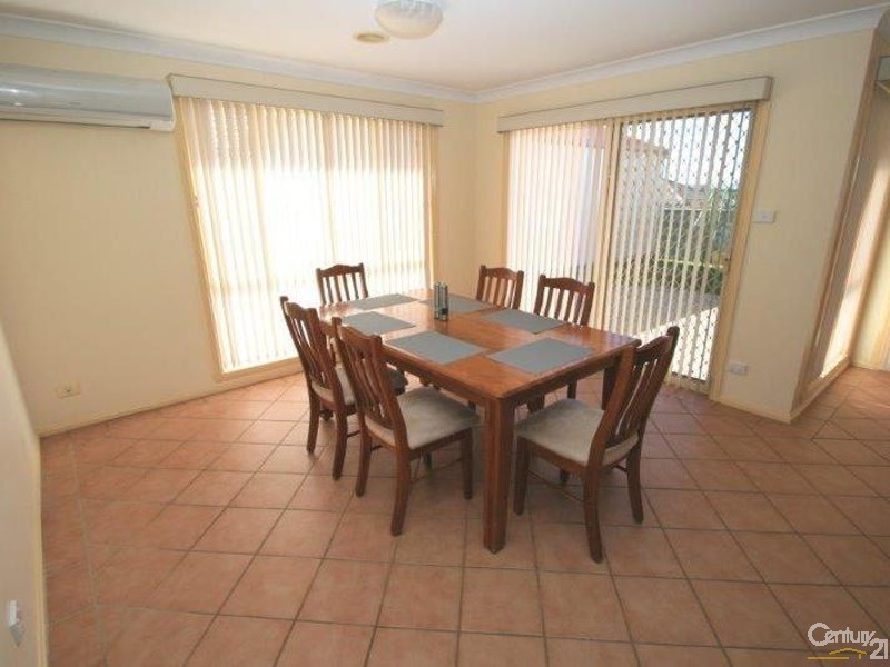 37 AMANA CIRCUIT, Orange NSW 2800