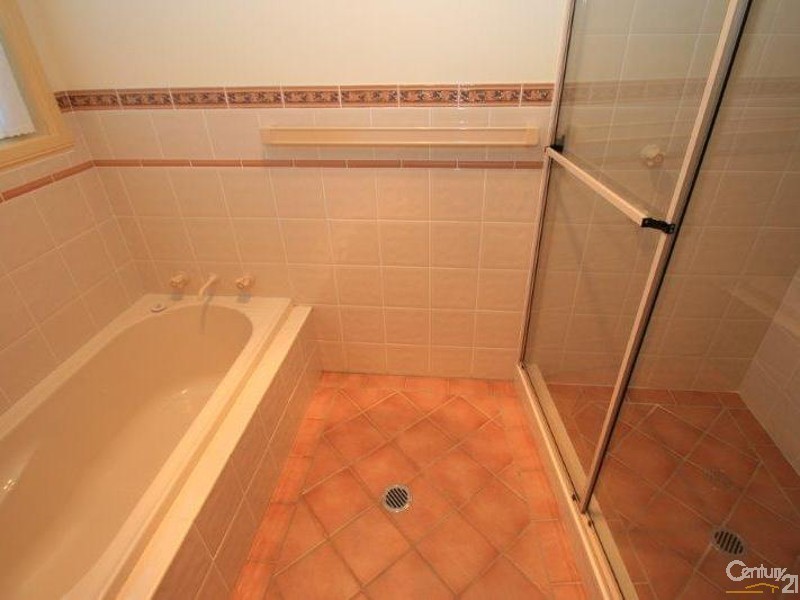 37 AMANA CIRCUIT, Orange NSW 2800