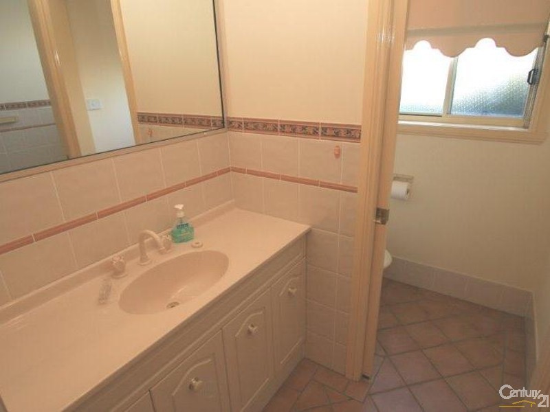 37 AMANA CIRCUIT, Orange NSW 2800