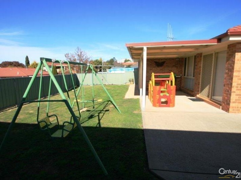 37 AMANA CIRCUIT, Orange NSW 2800