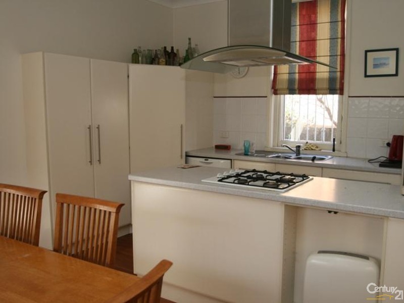 354 Summer Street East, Orange NSW 2800