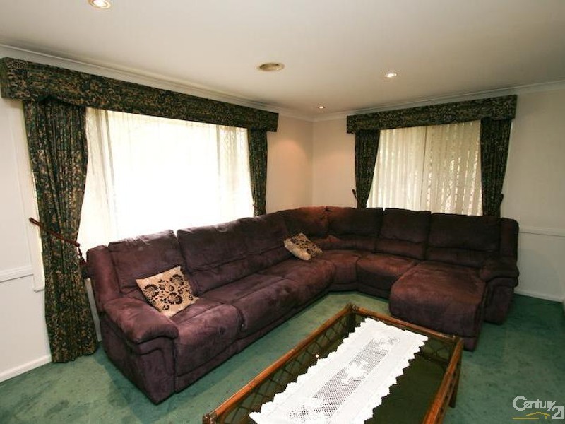 2 Mangowa Close, Orange NSW 2800