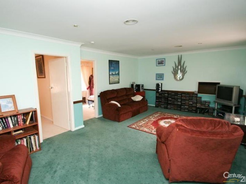 2 Mangowa Close, Orange NSW 2800