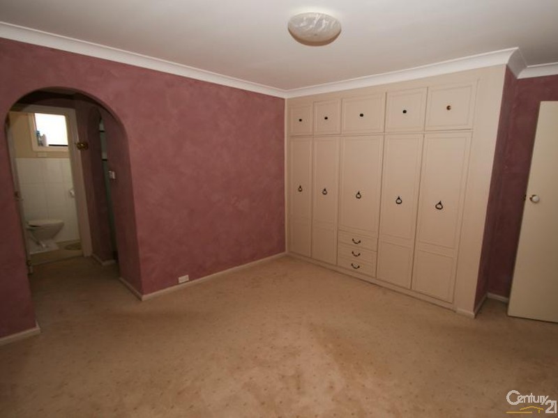 2 Mangowa Close, Orange NSW 2800