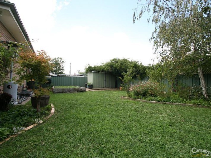 2 Mangowa Close, Orange NSW 2800