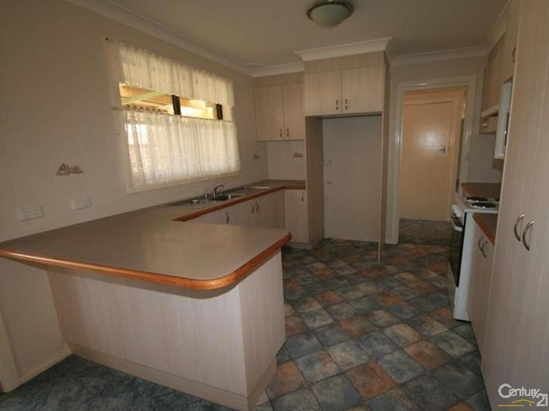 93 Icely Road, Orange NSW 2800
