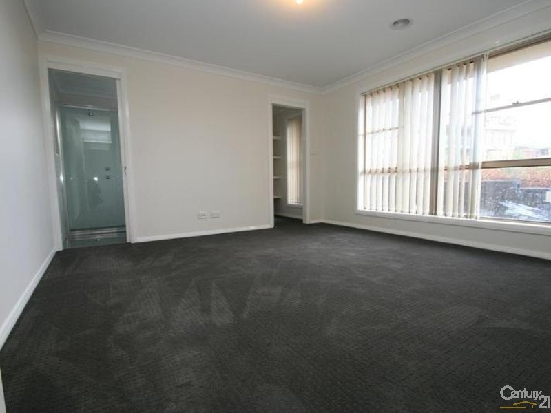 61 Brooklands Drive, Orange NSW 2800