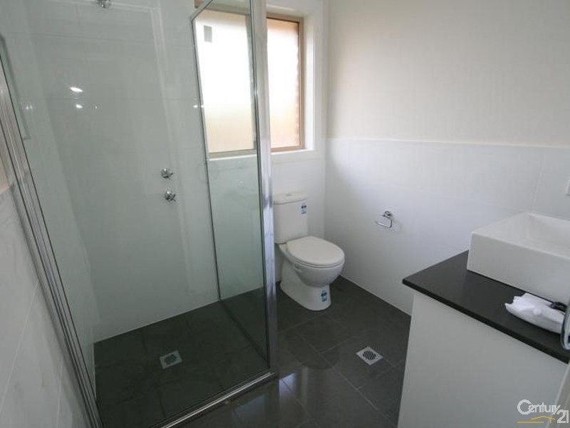 61 Brooklands Drive, Orange NSW 2800