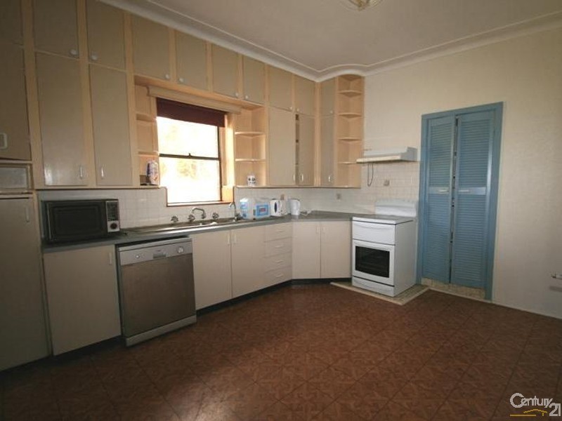 123 Orchard Road, Orange NSW 2800