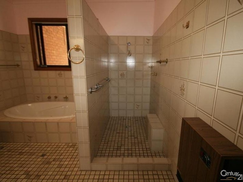 123 Orchard Road, Orange NSW 2800