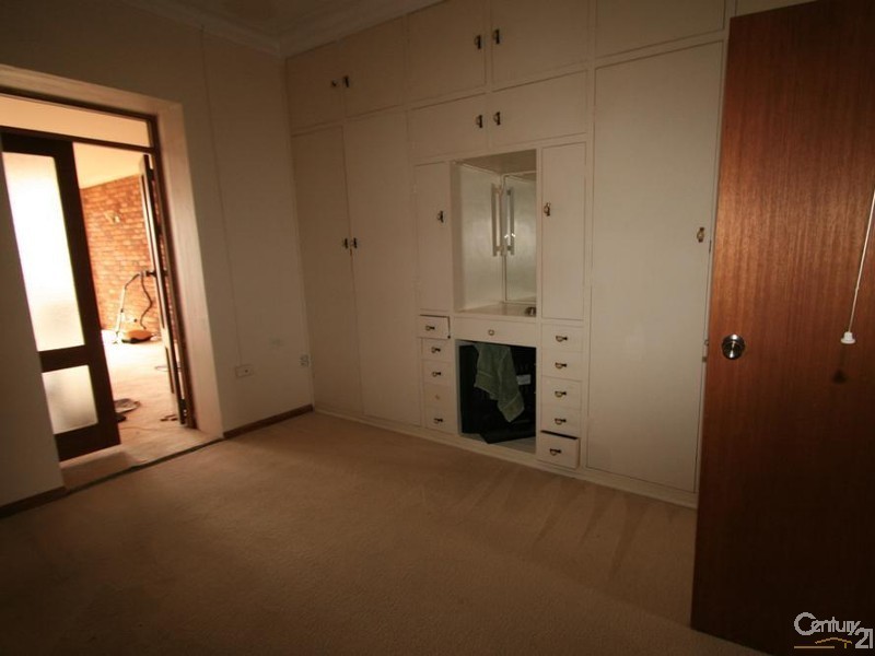 123 Orchard Road, Orange NSW 2800