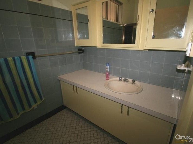 123 Orchard Road, Orange NSW 2800