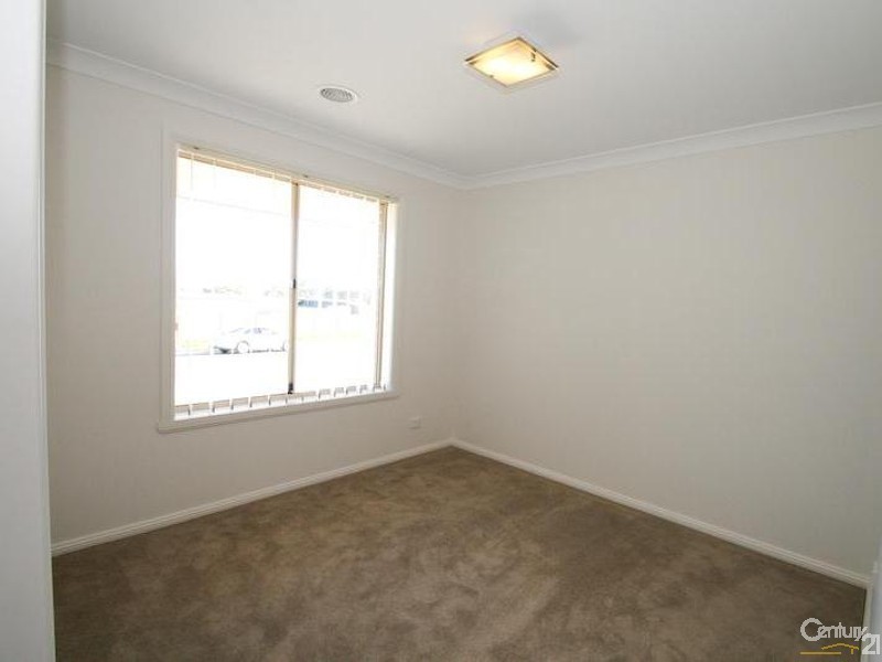 63  Botanic Way, Orange NSW 2800