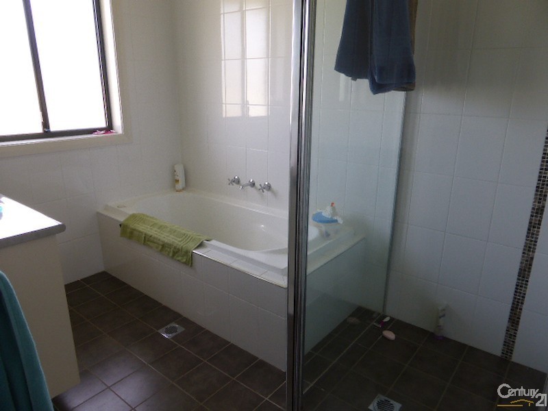 51  Diamond Drive, Orange NSW 2800