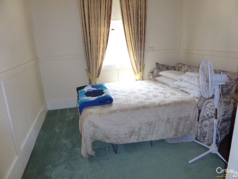 310 Peisley Street, Orange NSW 2800