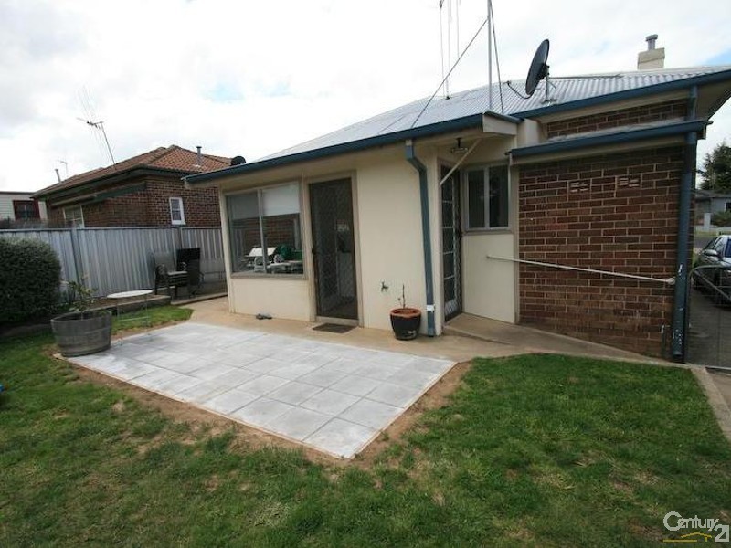 21 Thomas Street, Orange NSW 2800