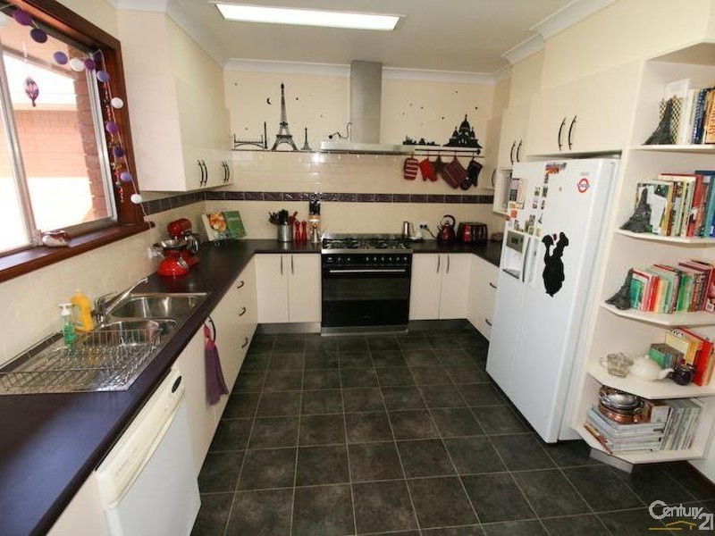 38 WARRENDINE STREET, Orange NSW 2800