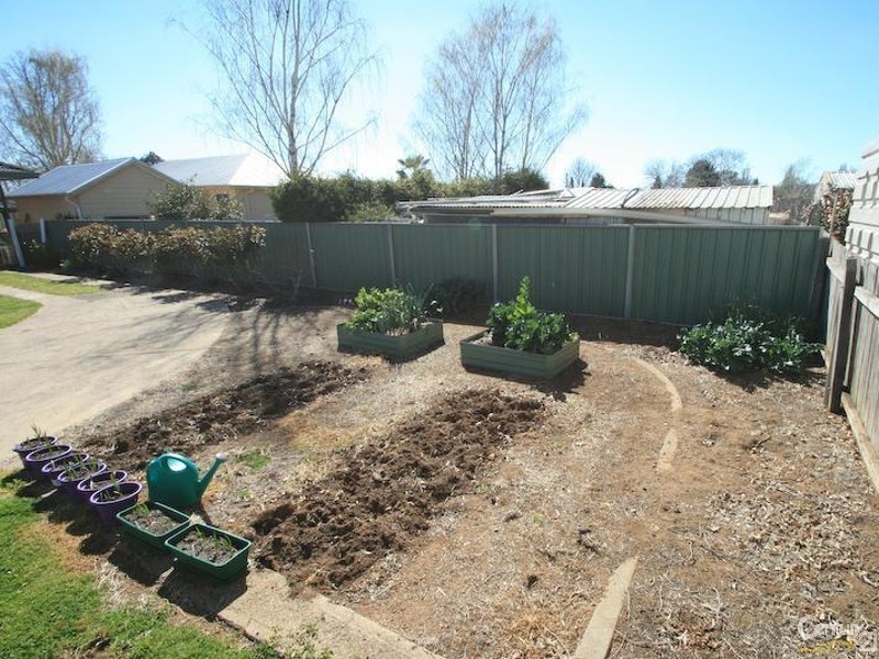 38 WARRENDINE STREET, Orange NSW 2800