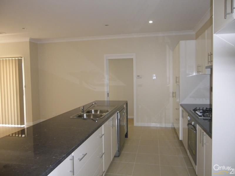 9A Whitney Place, Orange NSW 2800